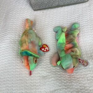 Ty Beanie Babies 4th generation, never used, has tags.